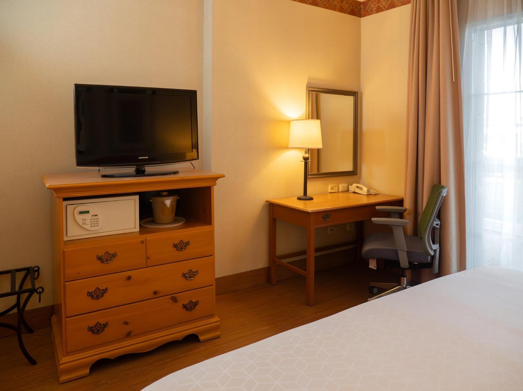 Holiday Inn Express Silao-Aeropuerto Bajio By Ihg Экстерьер фото