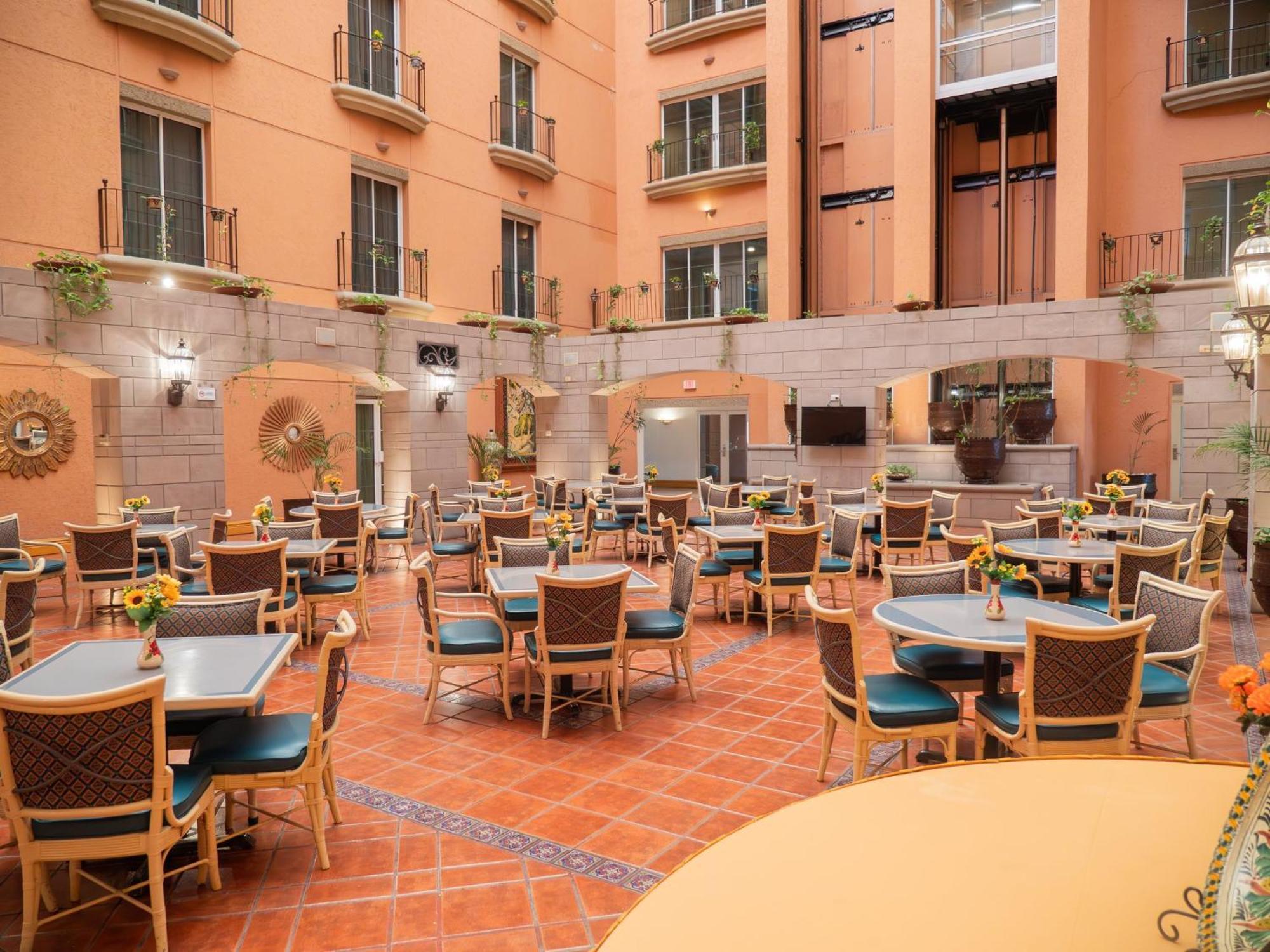 Holiday Inn Express Silao-Aeropuerto Bajio By Ihg Экстерьер фото
